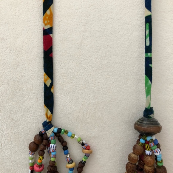 Set of paper bead necklaces - Picture 5 of 5